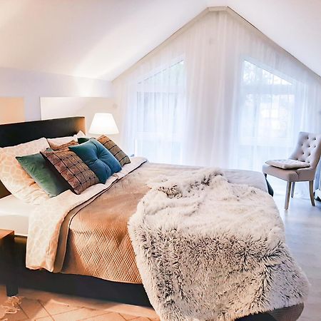 Design Maisonette - 24H Self-Check-In - Bis 7 Pers - In Direkter Weihernaehe - Parkplatz - Wifi - Balkon -Terrasse - Radwege Schiffweiler Eksteriør bilde