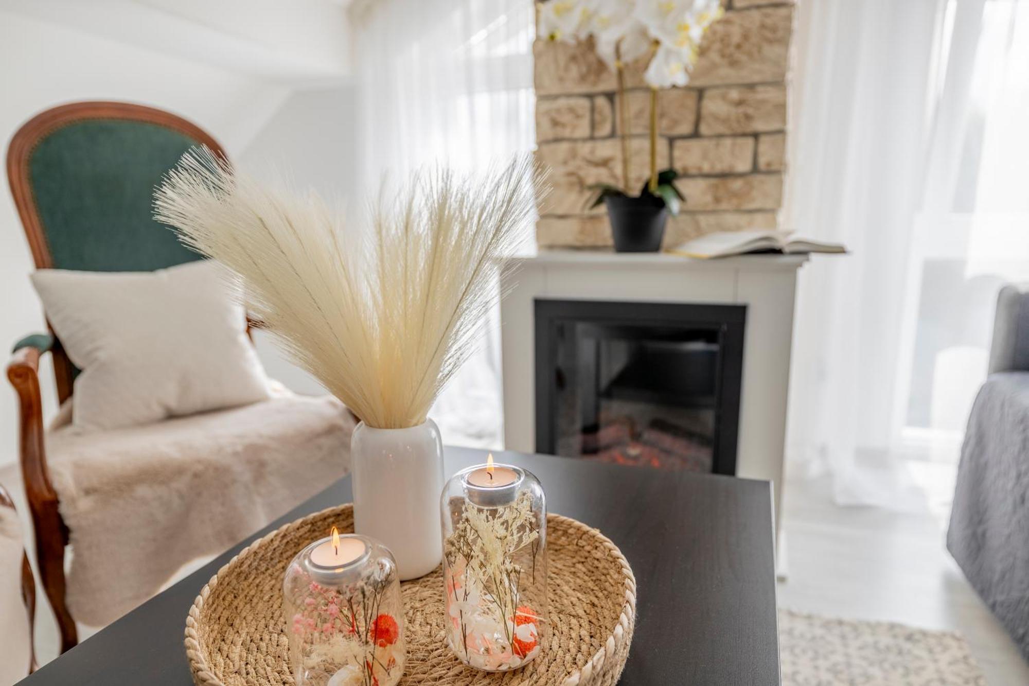 Design Maisonette - 24H Self-Check-In - Bis 7 Pers - In Direkter Weihernaehe - Parkplatz - Wifi - Balkon -Terrasse - Radwege Schiffweiler Eksteriør bilde