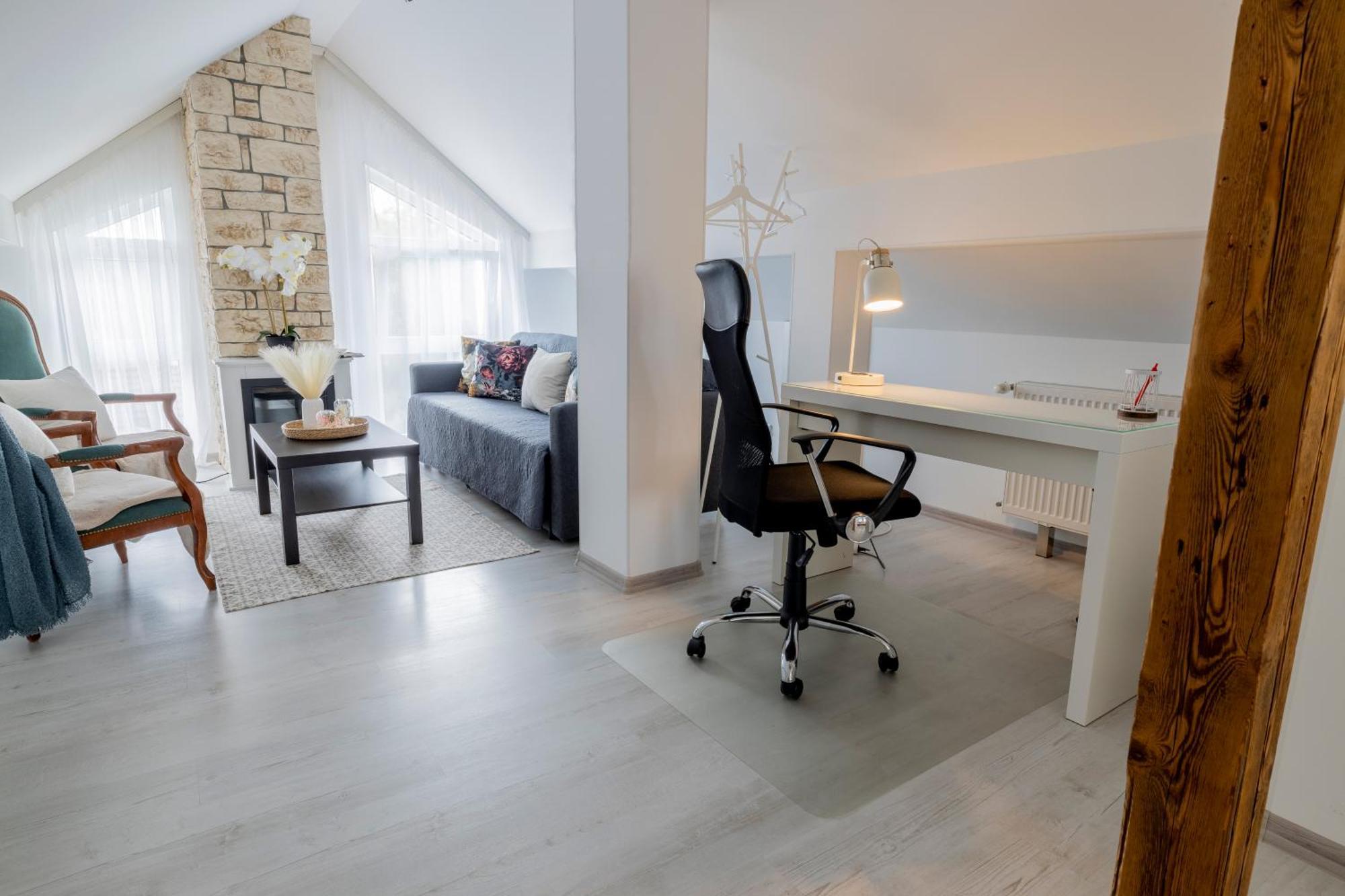 Design Maisonette - 24H Self-Check-In - Bis 7 Pers - In Direkter Weihernaehe - Parkplatz - Wifi - Balkon -Terrasse - Radwege Schiffweiler Eksteriør bilde