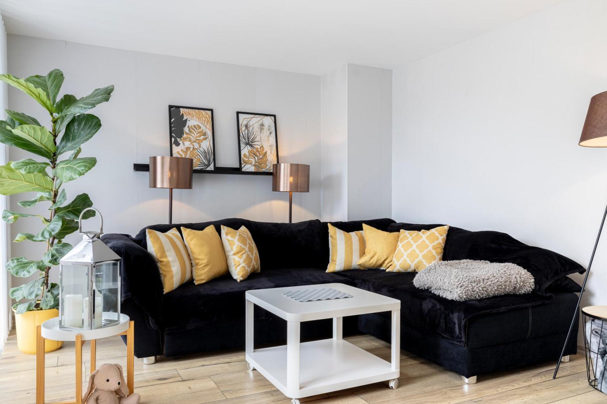 Design Maisonette - 24H Self-Check-In - Bis 7 Pers - In Direkter Weihernaehe - Parkplatz - Wifi - Balkon -Terrasse - Radwege Schiffweiler Eksteriør bilde